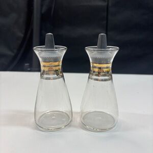 vintage Pyrex glass salt and pepper shakers